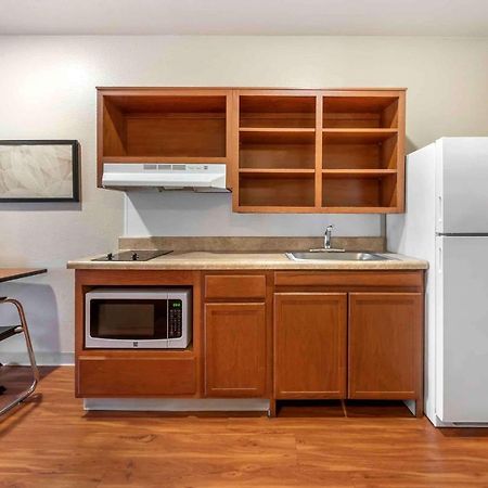 Extended Stay America Select Suites - Grand Rapids - Уайоминг Екстериор снимка