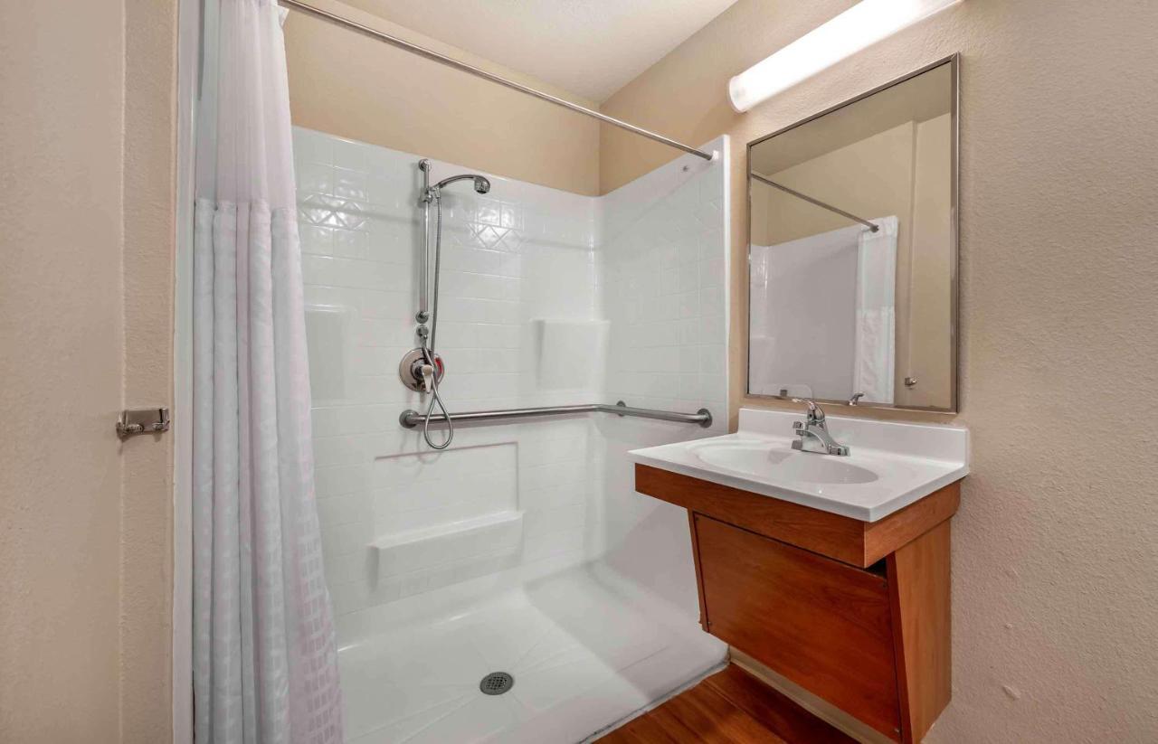 Extended Stay America Select Suites - Grand Rapids - Уайоминг Екстериор снимка