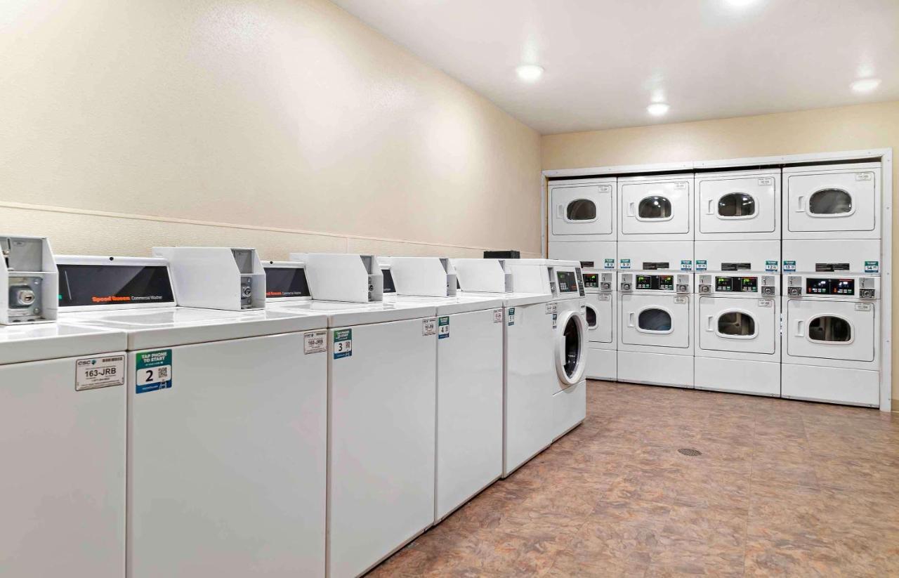 Extended Stay America Select Suites - Grand Rapids - Уайоминг Екстериор снимка